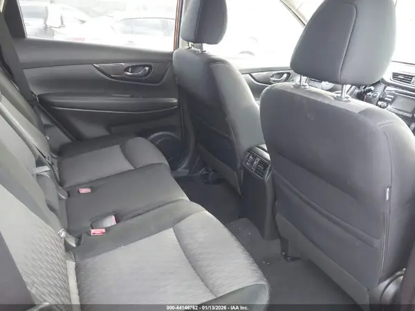JN8AT2MV3HW256157 2017 NISSAN ROGUE - Image 8