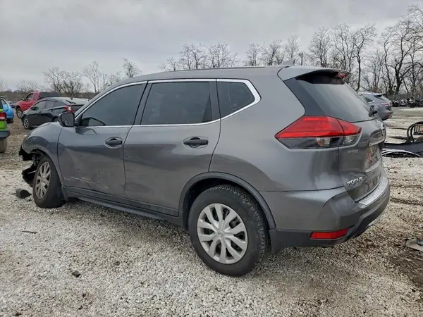JN8AT2MV3HW258006 2017 NISSAN ROGUE - Image 2