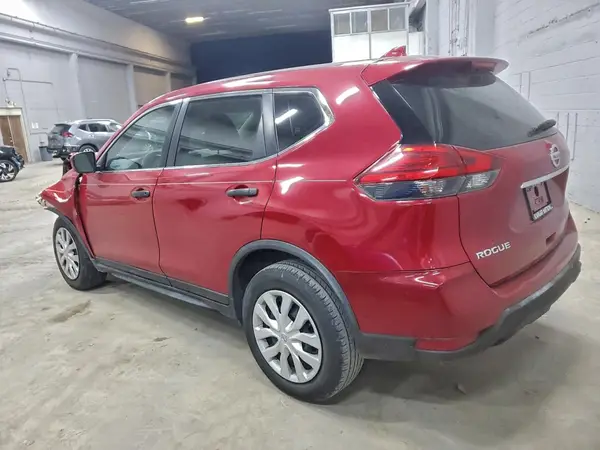 JN8AT2MV3HW258457 2017 NISSAN ROGUE - Image 2