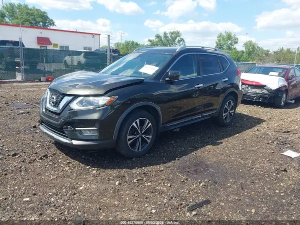 JN8AT2MV3HW262024 2017 NISSAN ROGUE - Image 2