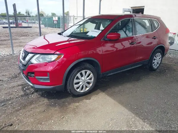 JN8AT2MV3HW262217 2017 NISSAN ROGUE - Image 2