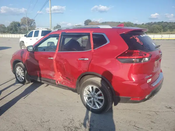 JN8AT2MV3HW267045 2017 NISSAN ROGUE - Image 2