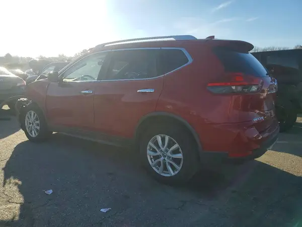 JN8AT2MV3HW269040 2017 NISSAN ROGUE - Image 2