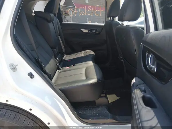 JN8AT2MV3HW269913 2017 NISSAN ROGUE - Image 8