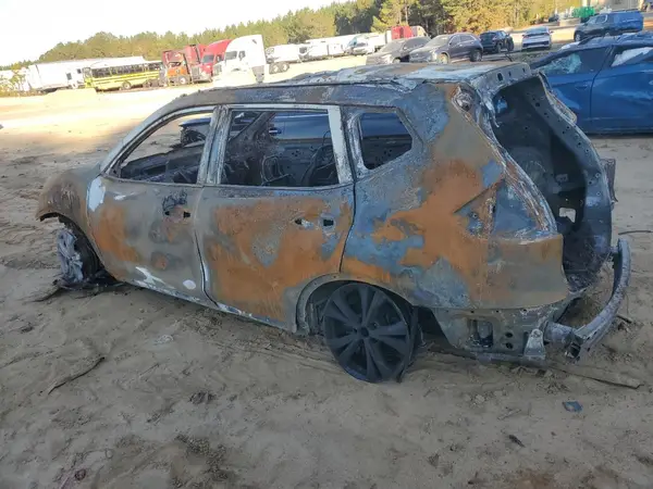 JN8AT2MV3HW278658 2017 NISSAN ROGUE - Image 2