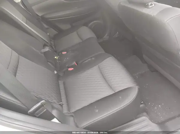 JN8AT2MV3HW283214 2017 NISSAN ROGUE - Image 8