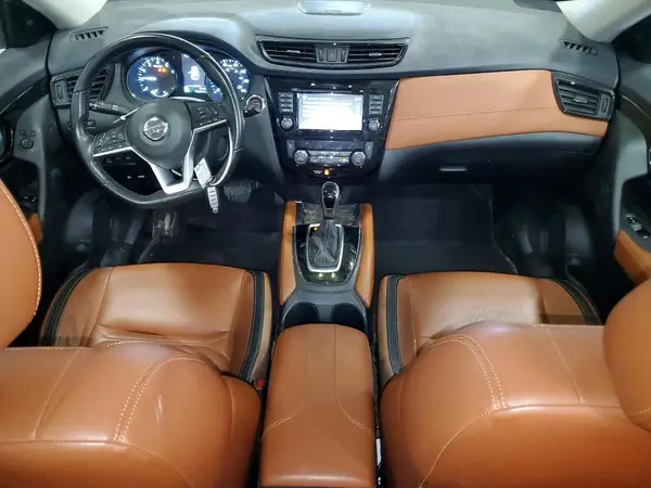 JN8AT2MV3HW283875 2017 NISSAN ROGUE - Image 8