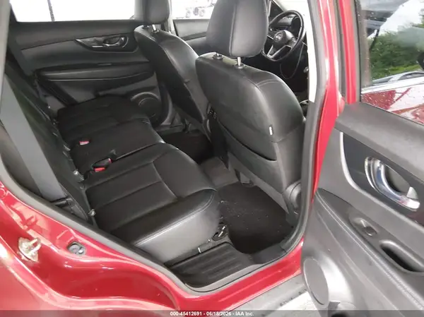 JN8AT2MV3HW284539 2017 NISSAN ROGUE - Image 8