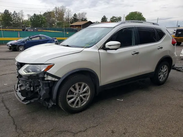 JN8AT2MV3HW284640 2017 NISSAN ROGUE - Image 1