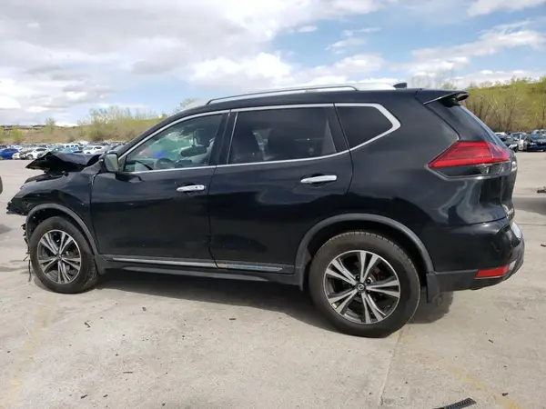 JN8AT2MV3HW285898 2017 NISSAN ROGUE - Image 2