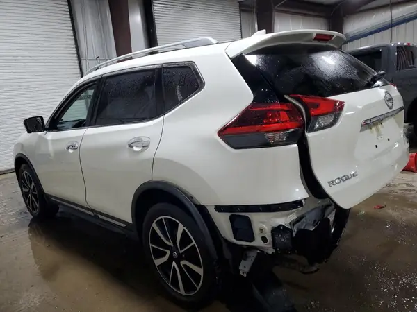 JN8AT2MV3JW302981 2018 NISSAN ROGUE - Image 2