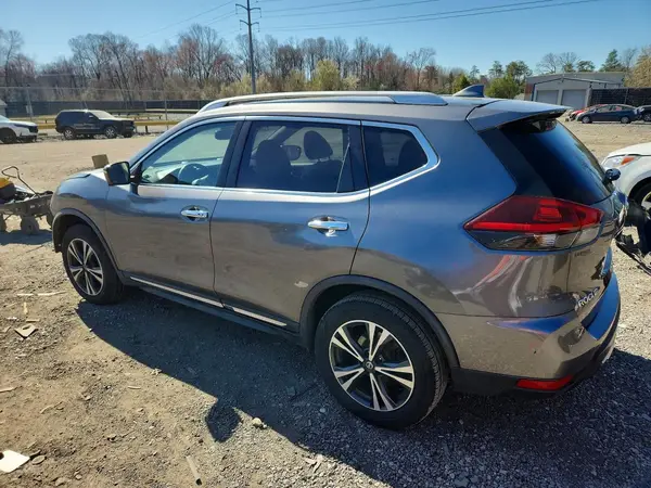 JN8AT2MV3JW303550 2018 NISSAN ROGUE - Image 2
