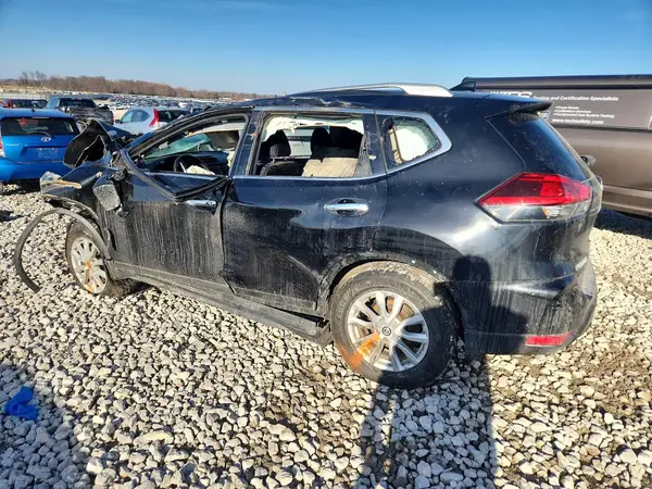 JN8AT2MV3JW306352 2018 NISSAN ROGUE - Image 2