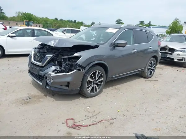 JN8AT2MV3JW309459 2018 NISSAN ROGUE - Image 2