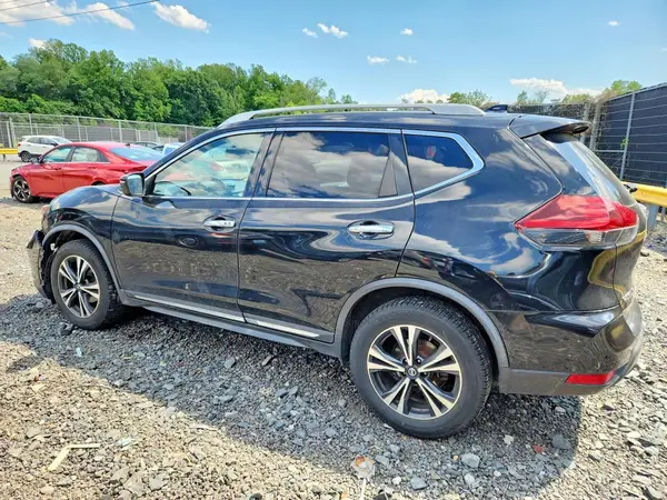 JN8AT2MV3JW309722 2018 NISSAN ROGUE - Image 2