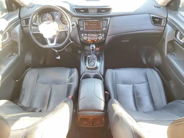 JN8AT2MV3JW311650 2018 NISSAN ROGUE - Image 8