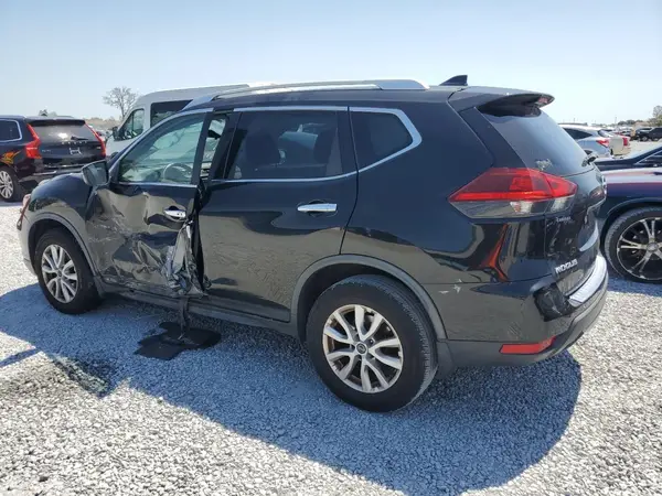 JN8AT2MV3JW312166 2018 NISSAN ROGUE - Image 2