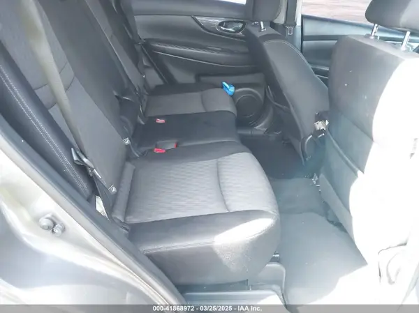 JN8AT2MV3JW312796 2018 NISSAN ROGUE - Image 8