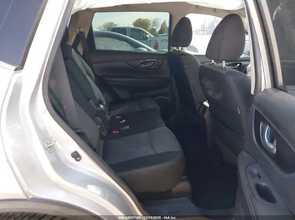 JN8AT2MV3JW314340 2018 NISSAN ROGUE - Image 8