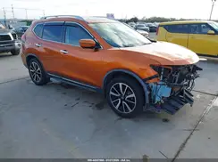 JN8AT2MV3JW319621 2018 NISSAN ROGUE