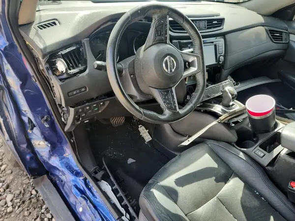 JN8AT2MV3JW320056 2018 NISSAN ROGUE - Image 8
