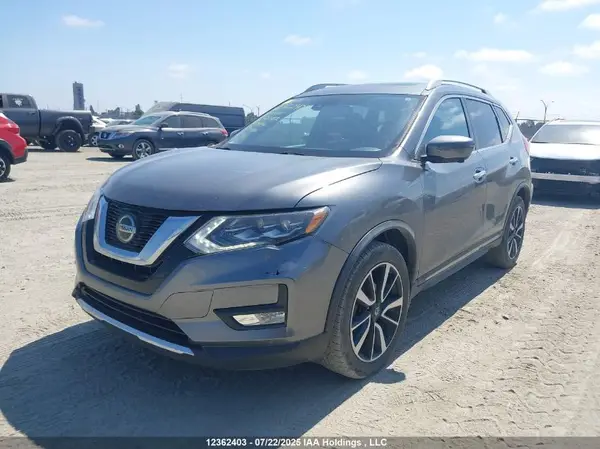 JN8AT2MV3JW321417 2018 NISSAN ROGUE - Image 2