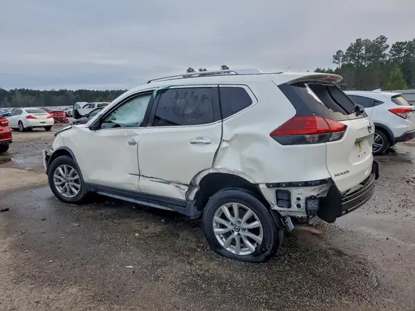 JN8AT2MV3JW326200 2018 NISSAN ROGUE - Image 2