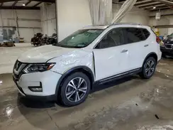 JN8AT2MV3JW327637 2018 NISSAN ROGUE