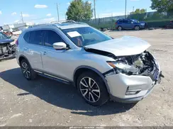 JN8AT2MV3JW340288 2018 NISSAN ROGUE