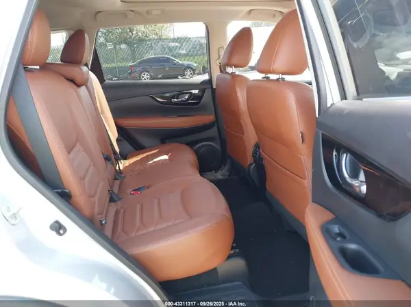 JN8AT2MV3JW340288 2018 NISSAN ROGUE - Image 8