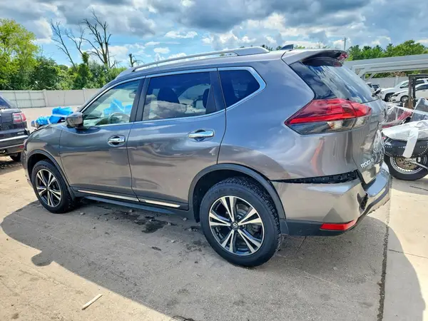 JN8AT2MV3JW342736 2018 NISSAN ROGUE - Image 2