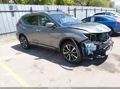 JN8AT2MV3JW345149 2018 NISSAN ROGUE