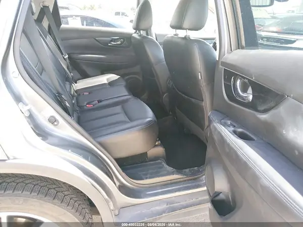 JN8AT2MV3JW345149 2018 NISSAN ROGUE - Image 8