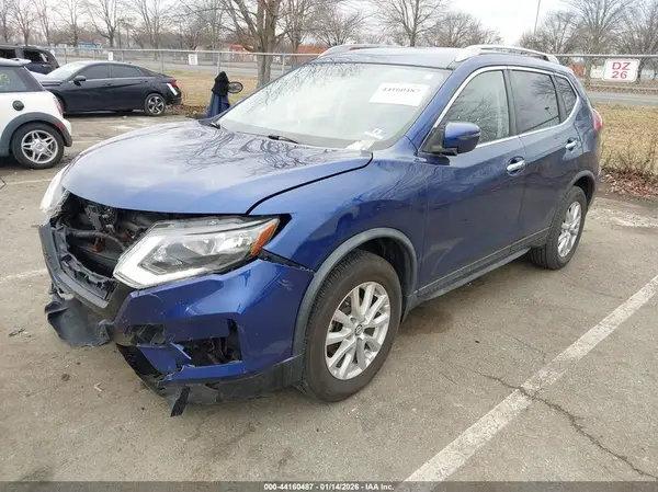 JN8AT2MV3JW346303 2018 NISSAN ROGUE - Image 2