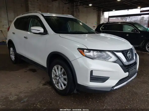 JN8AT2MV3JW347192 2018 NISSAN ROGUE - Image 1