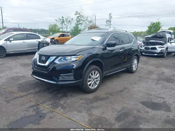 JN8AT2MV3JW351310 2018 NISSAN ROGUE - Image 2