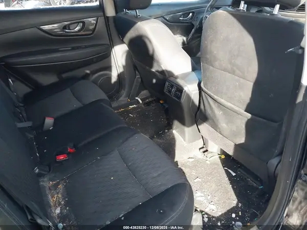 JN8AT2MV3JW352182 2018 NISSAN ROGUE - Image 8