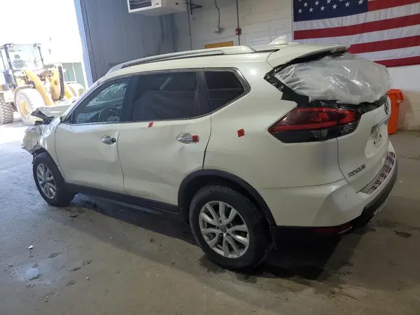 JN8AT2MV3JW353445 2018 NISSAN ROGUE - Image 2