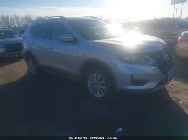 JN8AT2MV3JW353557 2018 NISSAN ROGUE - Image 1