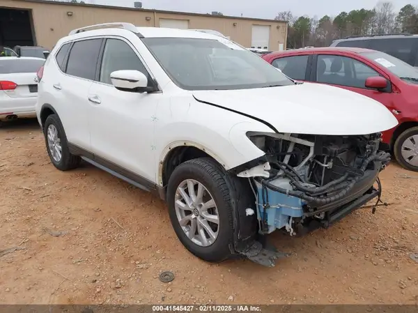 JN8AT2MV3JW353770 2018 NISSAN ROGUE - Image 1