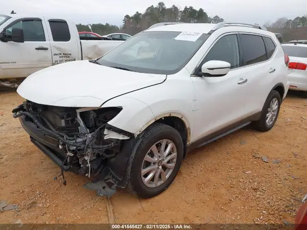 JN8AT2MV3JW353770 2018 NISSAN ROGUE - Image 2
