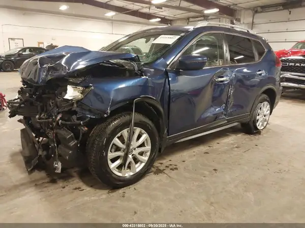 JN8AT2MV3JW354515 2018 NISSAN ROGUE - Image 2
