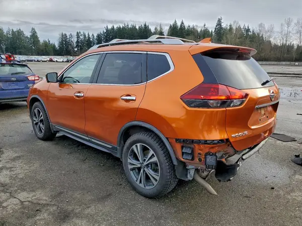 JN8AT2MV3JW355115 2018 NISSAN ROGUE - Image 2