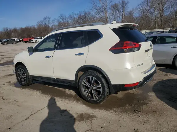 JN8AT2MV3KW370649 2019 NISSAN ROGUE - Image 2