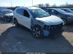 JN8AT2MV3KW371865 2019 NISSAN ROGUE