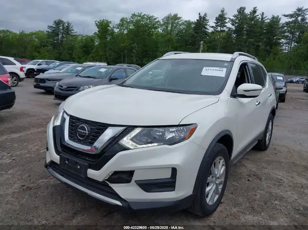 JN8AT2MV3KW374457 2019 NISSAN ROGUE - Image 2