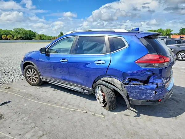 JN8AT2MV3KW377391 2019 NISSAN ROGUE - Image 2
