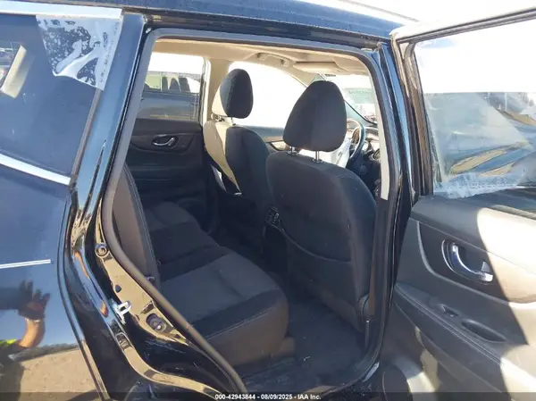 JN8AT2MV3KW379254 2019 NISSAN ROGUE - Image 8