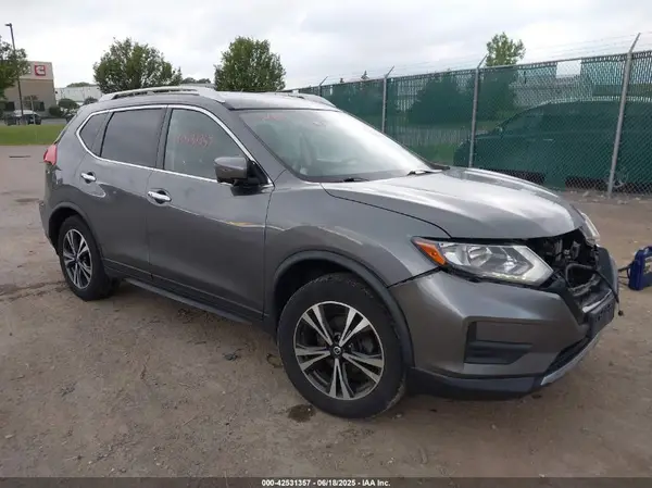 JN8AT2MV3KW382901 2019 NISSAN ROGUE - Image 1