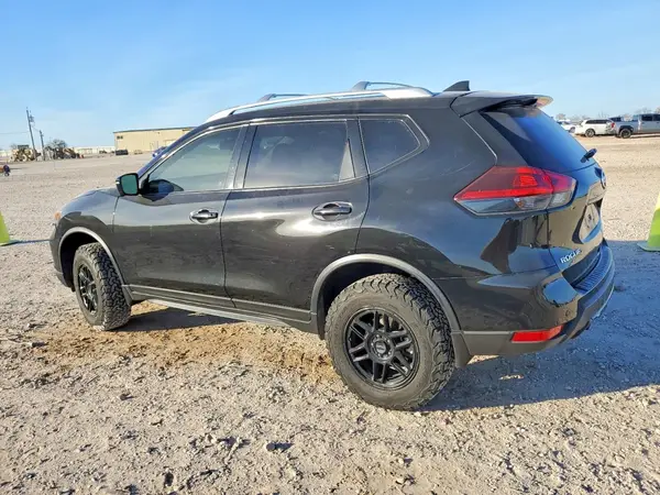 JN8AT2MV3KW383045 2019 NISSAN ROGUE - Image 2